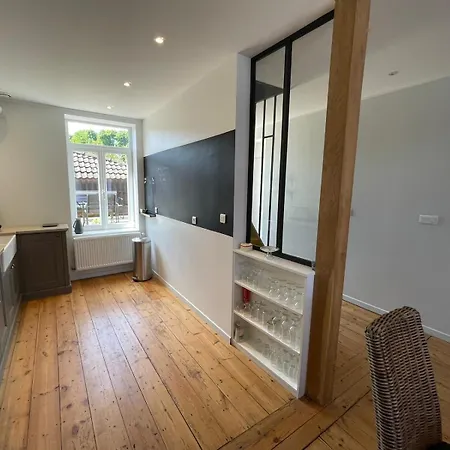 Holiday home Maison Entiere 6 *